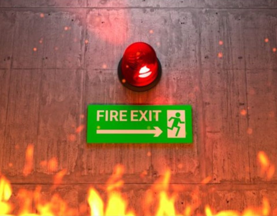 اهمیت ضوابط آتش‌نشانی در ساختمان‌ها و استانداردهای ایمنی حریق